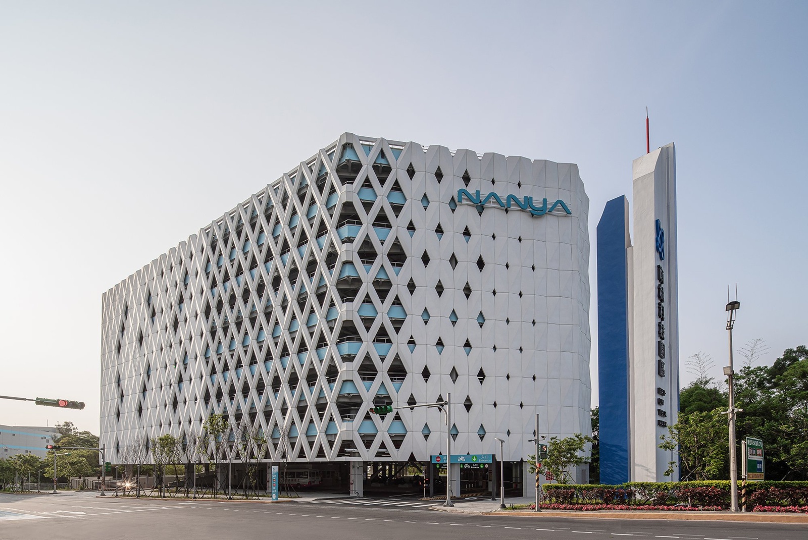 國際獎項代辦 | 線構藝術之築 | 雋品建築 DECO TV 室內設計網路平台