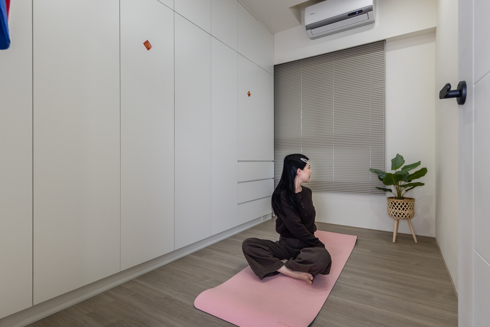21坪奶茶系簡約宅,為快節奏電商夫妻注入純淨慢日常| 歐德傢俱 DECOTV 室內設計13
